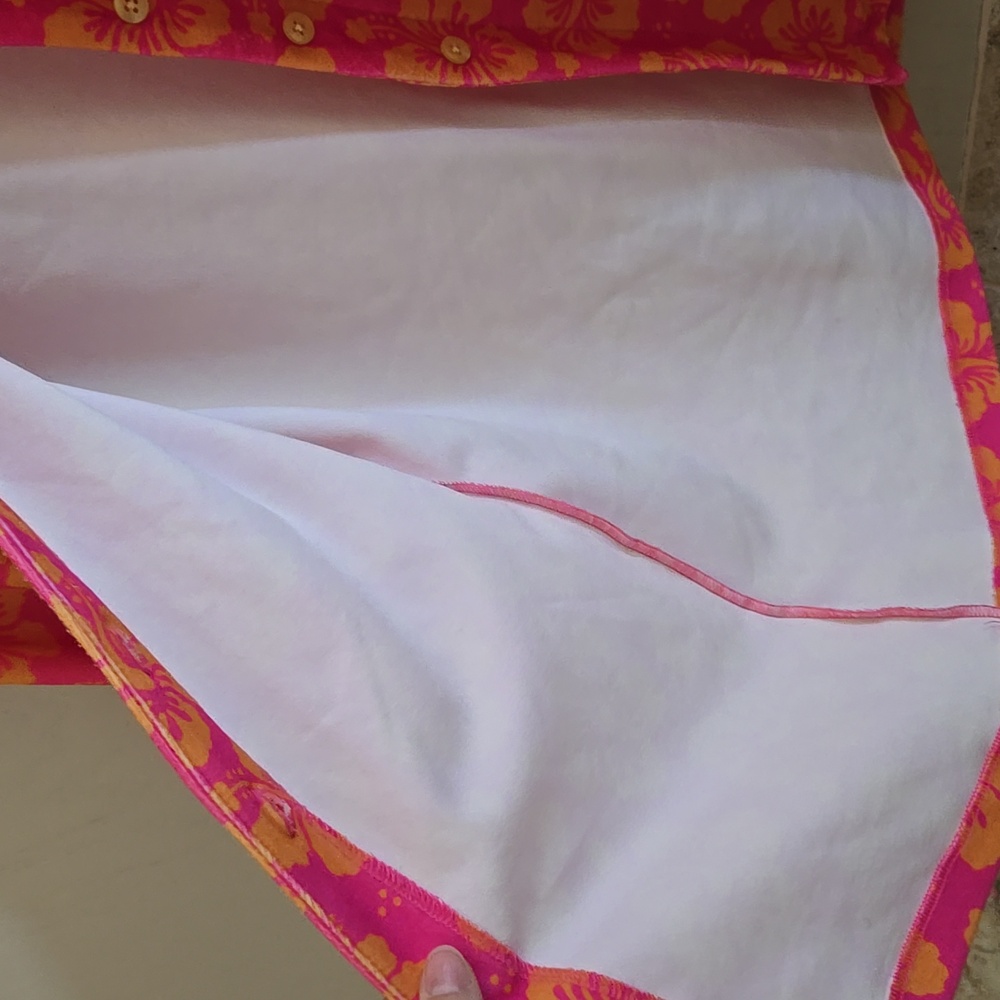 Frankies Bikinis Pink and Orange HibiscisButton Down Shirt Vibrant Floral Design - Picture 4 of 8